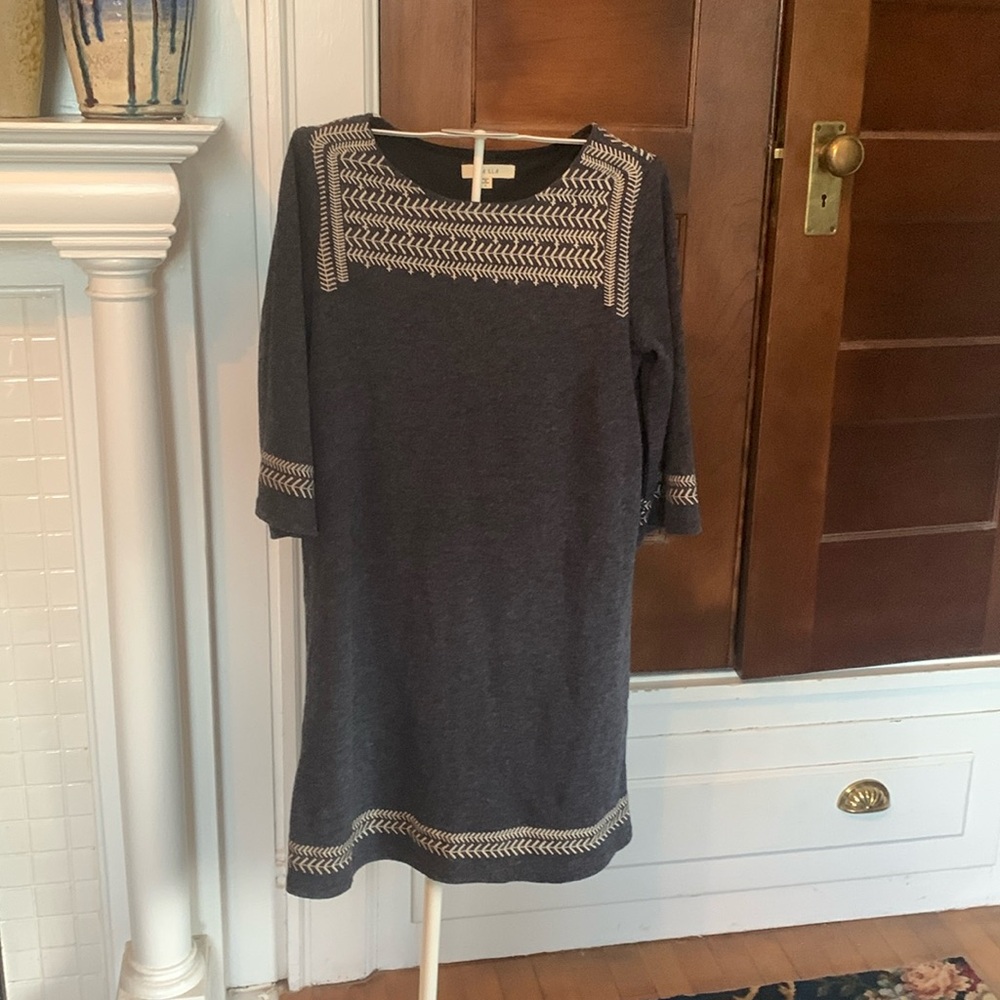 Illa Illa 3/4 sleeve a‎ line dress. Worn 1x. Retail 70